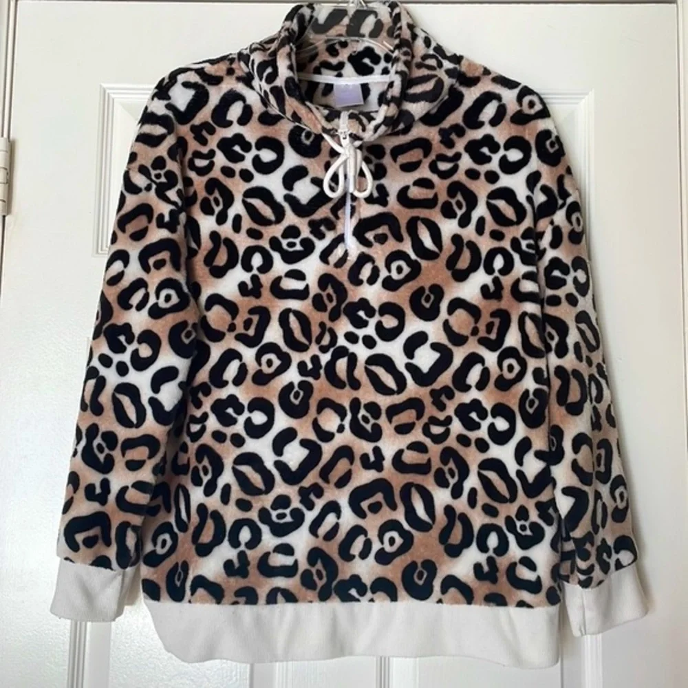 Secret Treasures Lounge Set - Picture 2 of 10